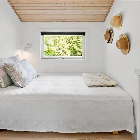 Holiday home M337-vaeggerlose-skovlystvej-52 Boto By