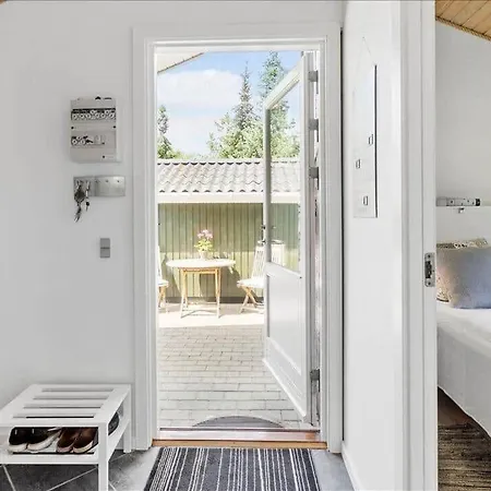 M337-vaeggerlose-skovlystvej-52 Holiday home *