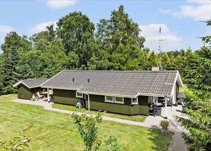 M337-vaeggerlose-skovlystvej-52 * Bøtø By